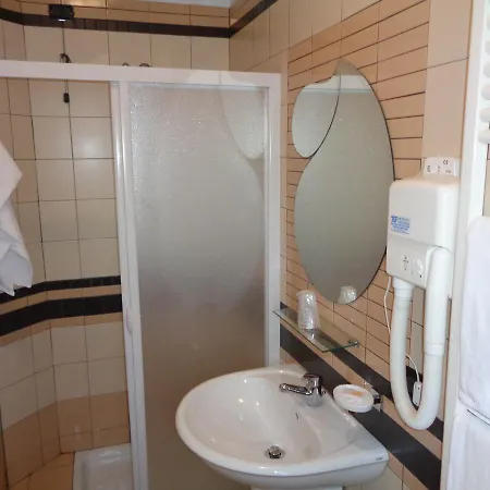 Airone 酒店 特里尼塔波利